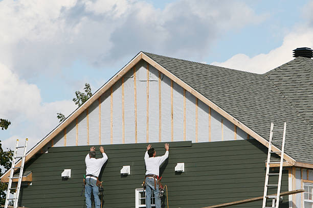 Professional Siding Replacement technician working in Point Pleasant, NJ